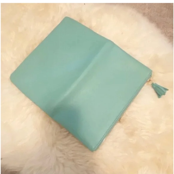 Rachel Pally Clutch😍 - Picture 5 of 5